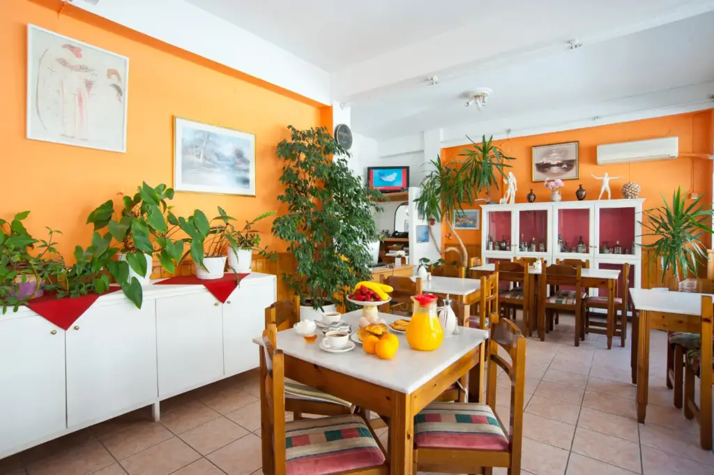 Athina hotel delfoi proiono